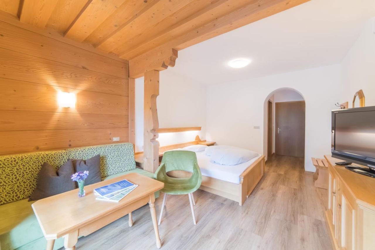 Pension Apartments Pardell カルテルベッロ エクステリア 写真