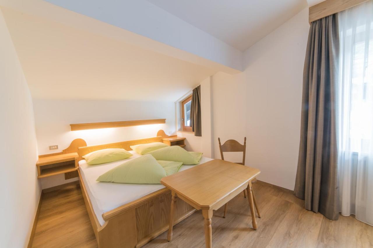 Pension Apartments Pardell カルテルベッロ エクステリア 写真